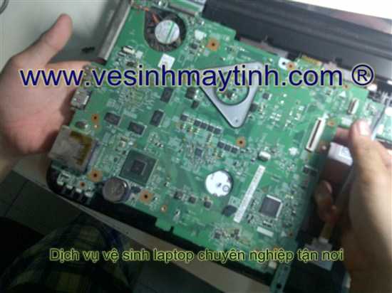 vệ sinh main laptop dell